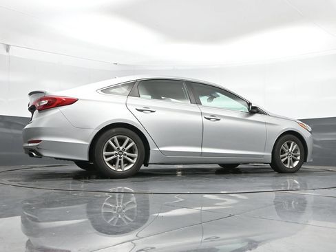 Used 2017 Hyundai Sonata SE FWD image 37