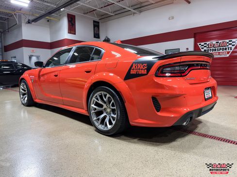 Used 2023 Dodge Charger SRT Hellcat image 3