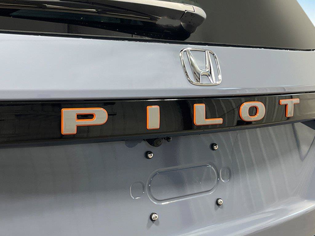 New 2026 Honda Pilot TrailSport image 9