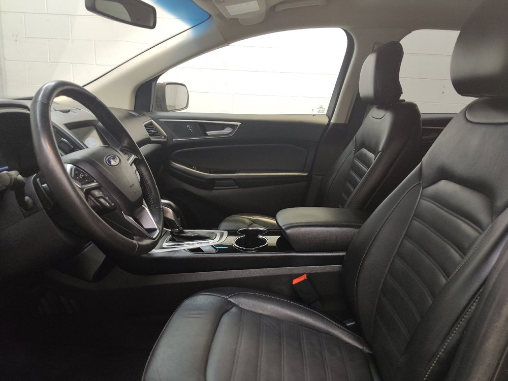 Used 2017 Ford Edge SEL w/ Equipment Group 201A AWD/4WD image 17