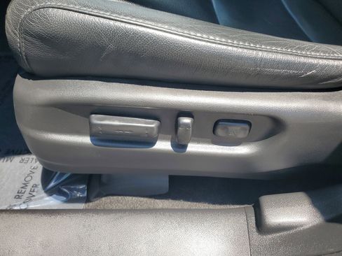Used 2022 Honda Pilot Touring image 13