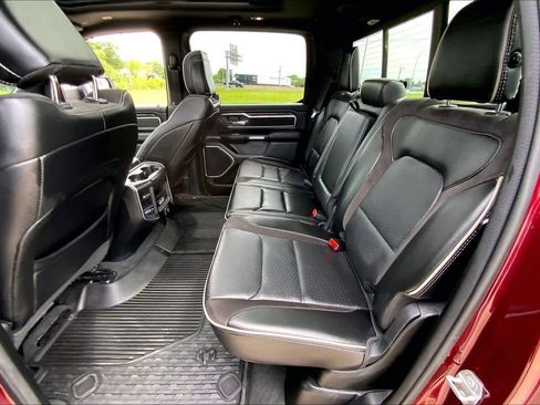 Used 2023 RAM 1500 Laramie AWD/4WD image 21