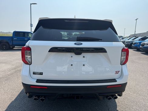 Used 2024 Ford Explorer ST w/ Equipment Group 401A AWD/4WD image 6