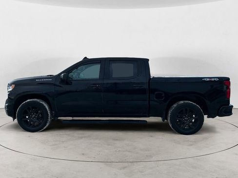 Used 2024 Chevrolet Silverado 1500 RST image 2