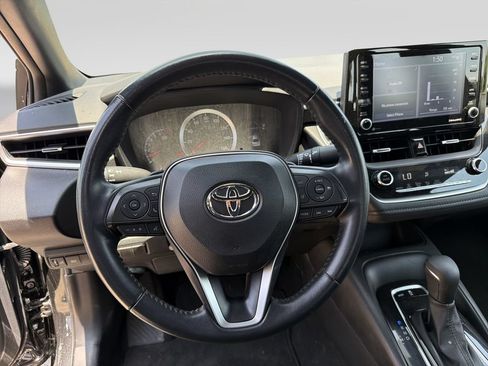 Used 2022 Toyota Corolla SE w/ SE Premium Package FWD image 12
