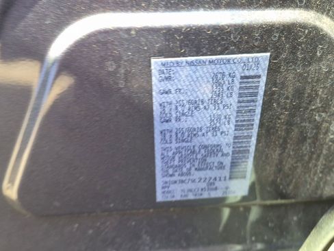 Used 2025 Nissan Pathfinder SV image 9