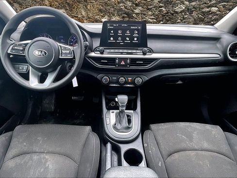 Used 2020 Kia Forte LXS image 13