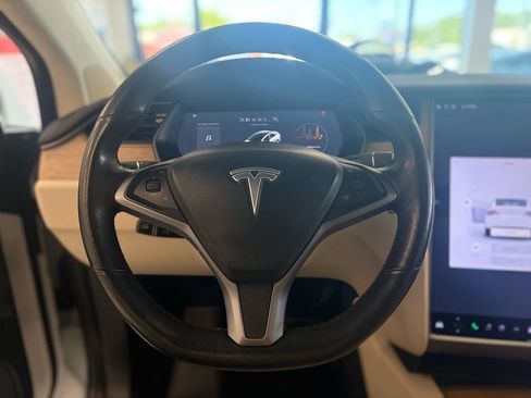 Used 2019 Tesla Model X AWD/4WD image 20
