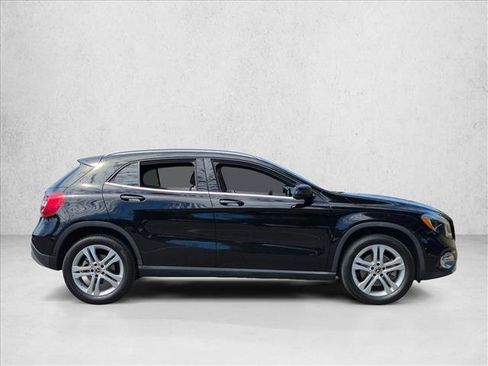 Used 2019 Mercedes-Benz GLA 250 image 4