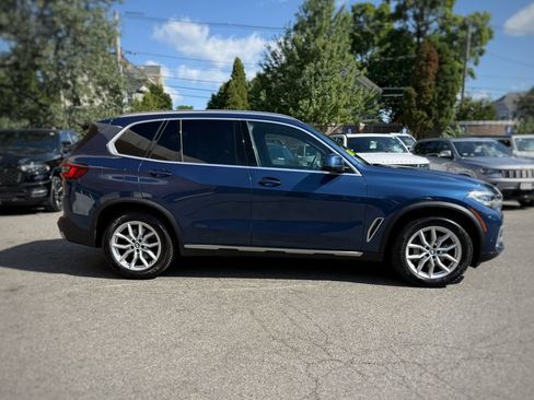 Used 2023 BMW X5 xDrive40i w/ Premium Package AWD/4WD image 4