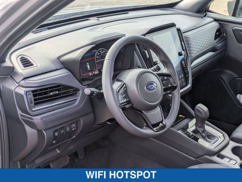 Used 2025 Subaru Forester Premium AWD/4WD image 15