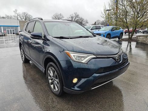Used 2018 Toyota RAV4 Limited w/ All Weather Liner Package image 3