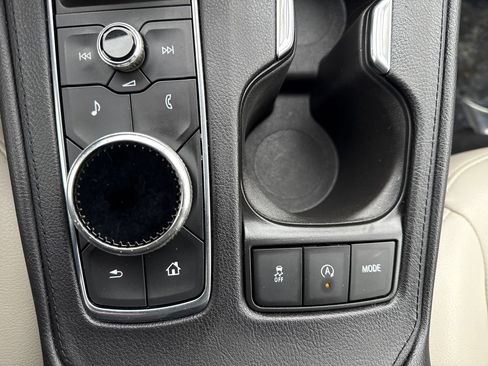 Used 2020 Cadillac XT4 Luxury image 19