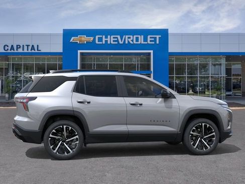 New 2026 Chevrolet Equinox RS w/ Convenience Package III FWD image 5