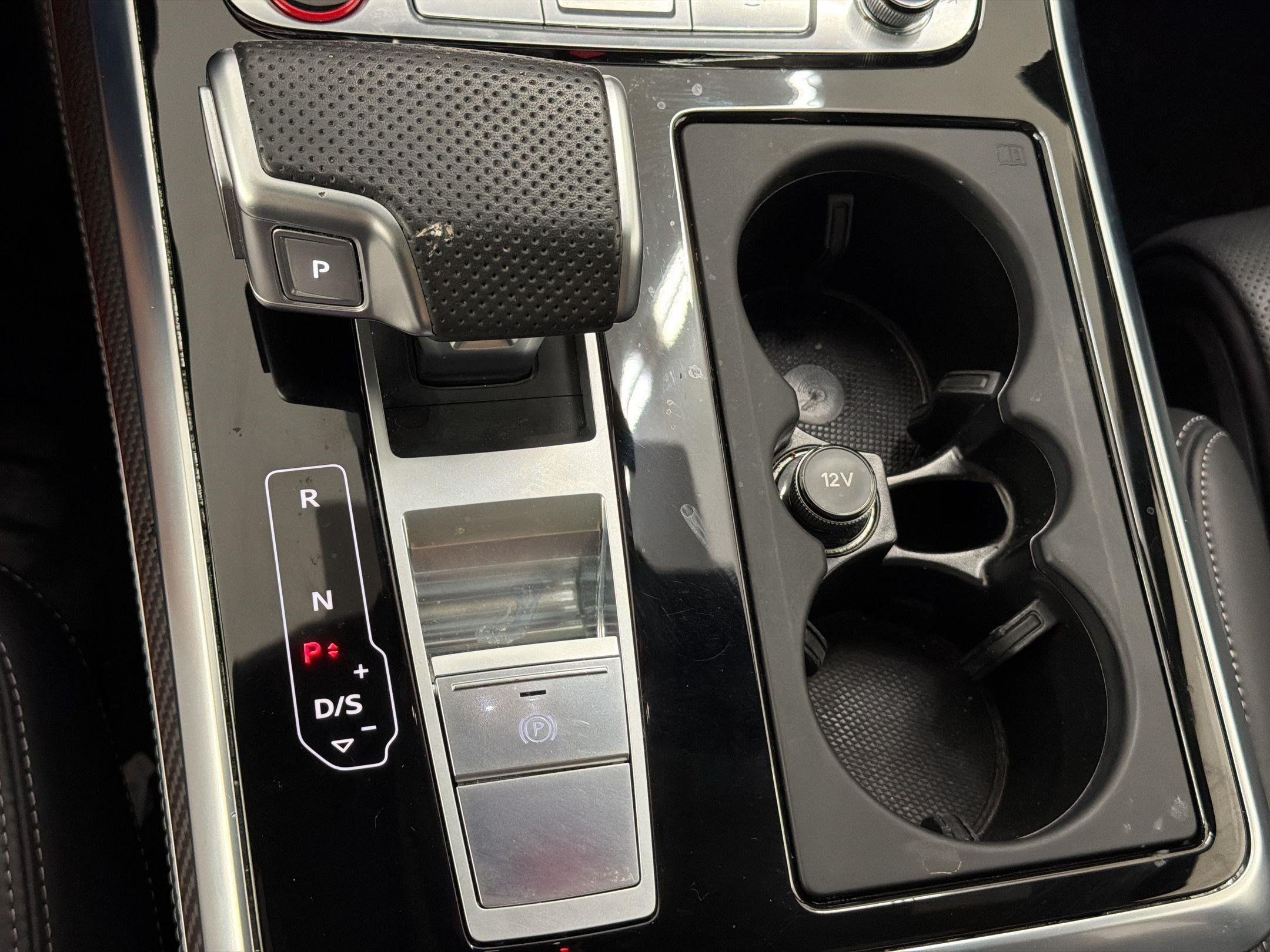 Used 2025 Audi SQ7 Prestige AWD/4WD image 18