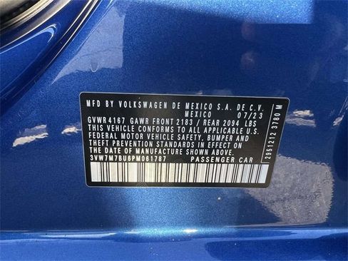 Used 2023 Volkswagen Jetta SE w/ Panoramic Sunroof Package image 17