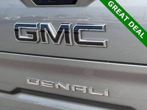 Used 2024 GMC Sierra 1500 Denali Ultimate image 7