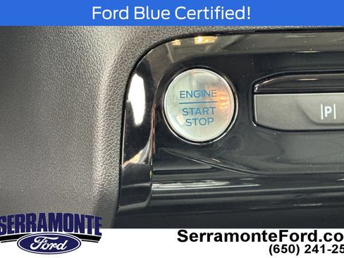 Certified 2025 Ford Escape SE w/ PHEV Premium Package FWD image 26
