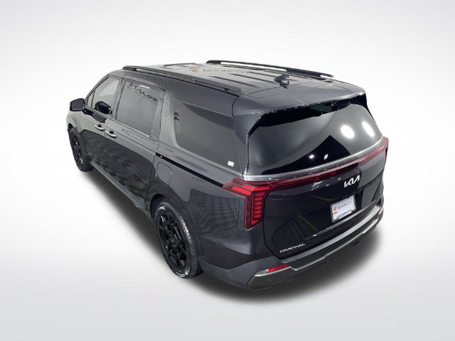 Used 2025 Kia Carnival SX Prestige FWD image 39