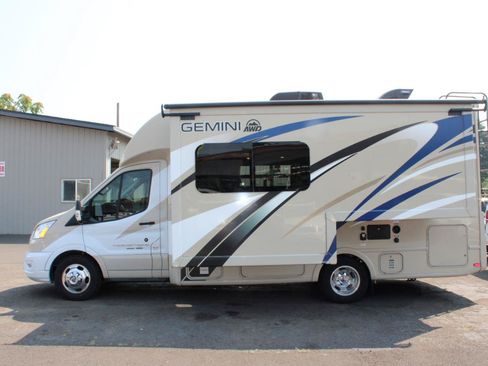 Used 2020 Ford Transit 350 138 Low Roof DRW AWD w/ Motorhome Prep Package image 7