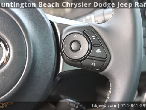 Used 2024 Toyota GR86 Premium image 16