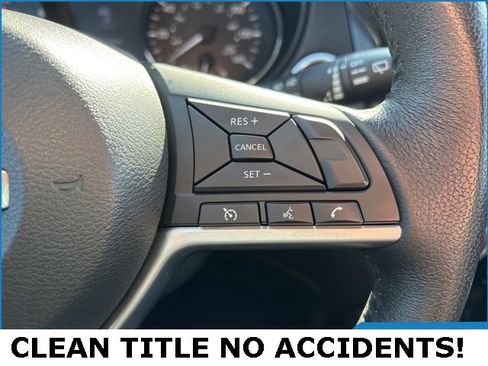 Used 2019 Nissan Rogue SV image 9