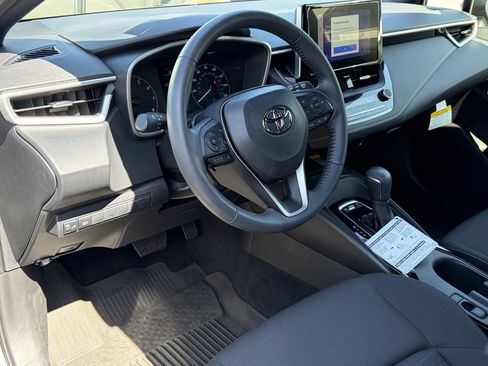Certified 2025 Toyota Corolla SE w/ SE Package FWD image 12