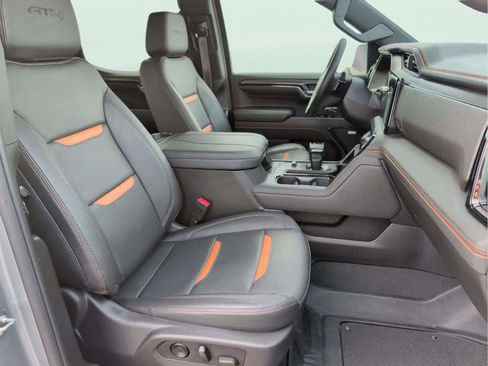 Used 2024 GMC Sierra 1500 AT4 w/ AT4 Premium Package image 21