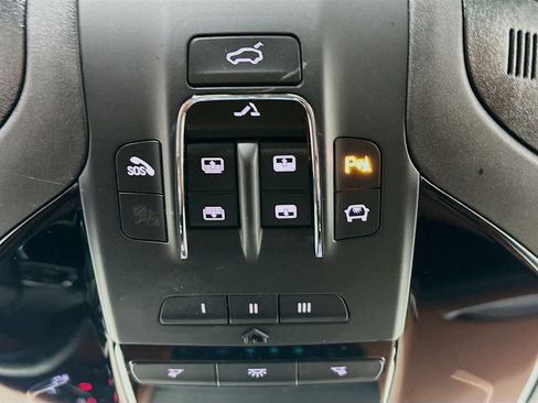 Used 2022 Maserati Levante Modena image 17