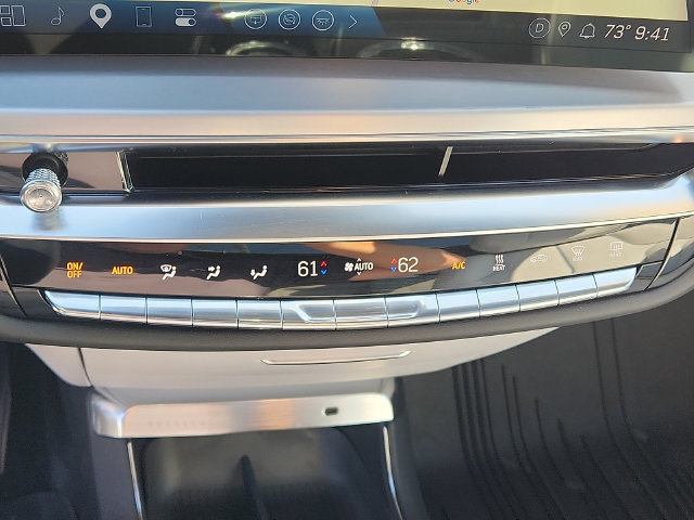 Used 2025 Cadillac Lyriq Luxury RWD image 16