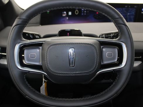 New 2025 Lincoln Navigator L Reserve w/ Jet Appearance Package image 42