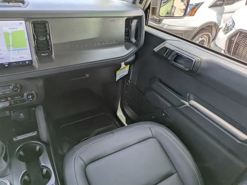 New 2025 Ford Bronco Big Bend w/ Black Diamond Package AWD/4WD image 29