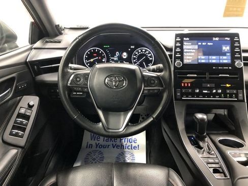 Used 2020 Toyota Avalon Touring w/ Advanced Safety Package FWD image 16