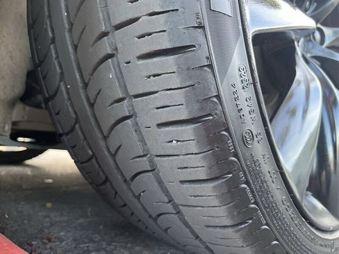 Used 2016 Tesla Model X Performance image 22