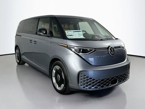 New 2025 Volkswagen ID. Buzz Pro S image 3