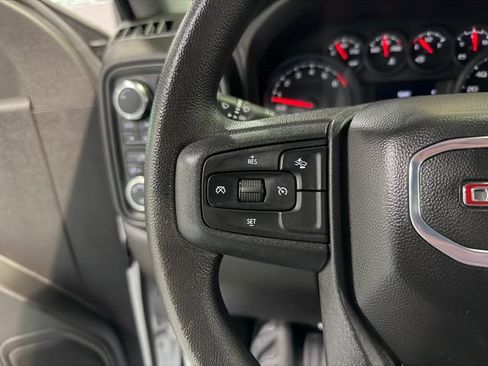 Used 2025 GMC Sierra 1500 Pro w/ Pro Value Package AWD/4WD image 17