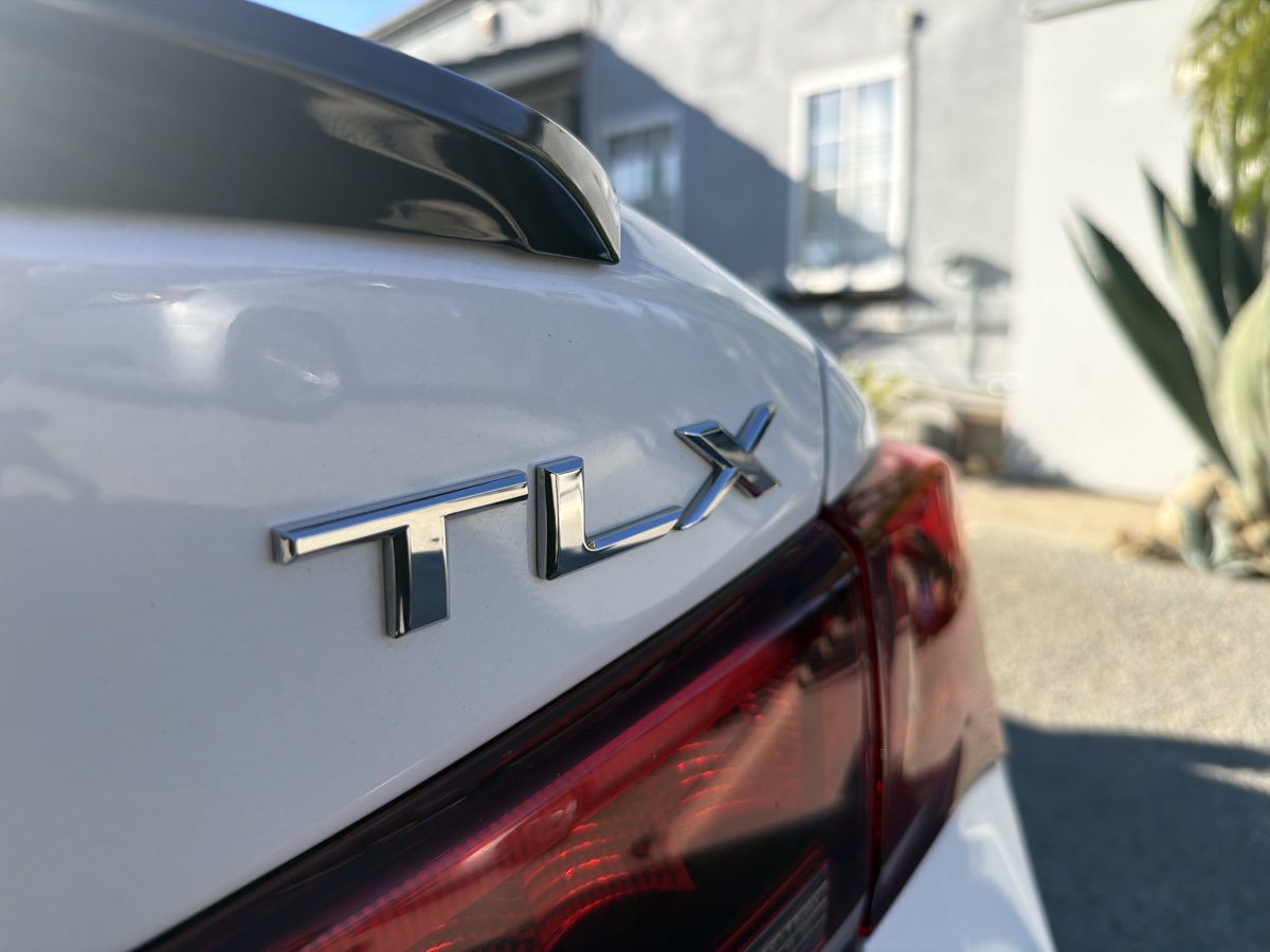 Used 2018 Acura TLX w/ Technology & A-SPEC Package FWD image 15