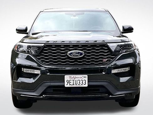 Used 2022 Ford Explorer ST w/ Equipment Group 401A image 2