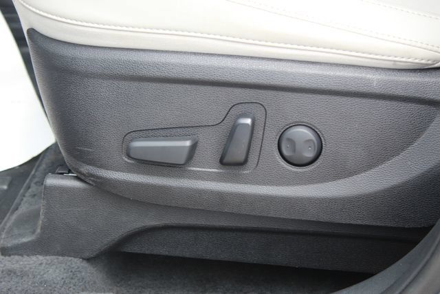 Used 2024 Kia Telluride S w/ S Sunroof Package FWD image 13