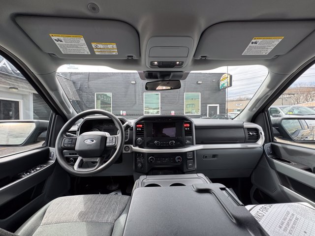 Used 2023 Ford F150 XLT AWD/4WD image 3