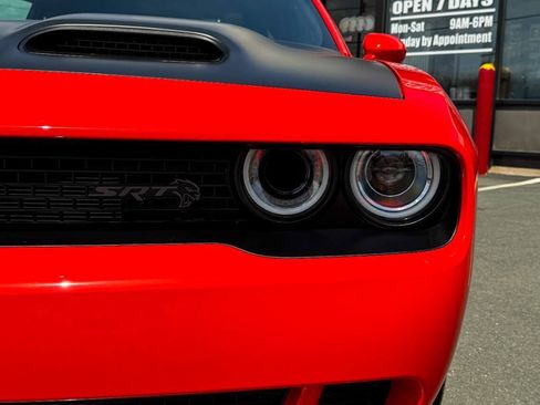 Used 2023 Dodge Challenger SRT Hellcat RWD image 13