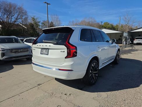 New 2026 Volvo XC90 B6 Ultra image 13