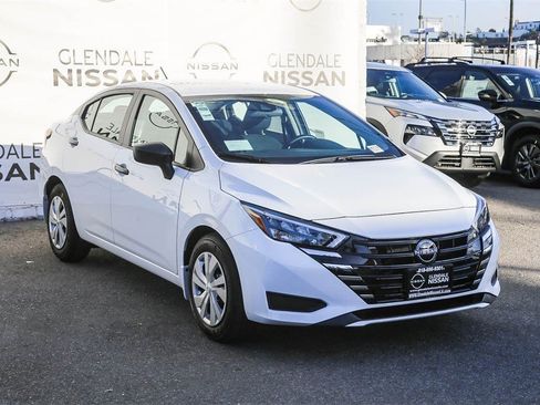 Certified 2025 Nissan Versa S w/ Trunk Package image 3