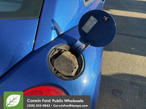 Used 2007 Volkswagen Beetle Coupe image 10