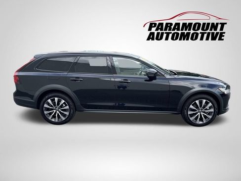 Used 2025 Volvo V90 B6 Cross Country Plus AWD/4WD image 8
