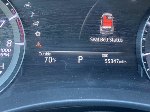 Used 2021 Toyota Highlander XLE AWD/4WD image 30