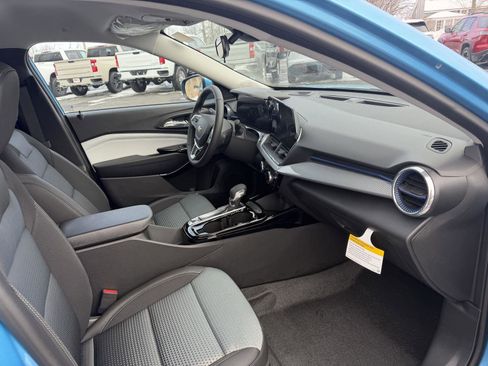 New 2026 Chevrolet Trax LT w/ Driver Confidence Package image 19