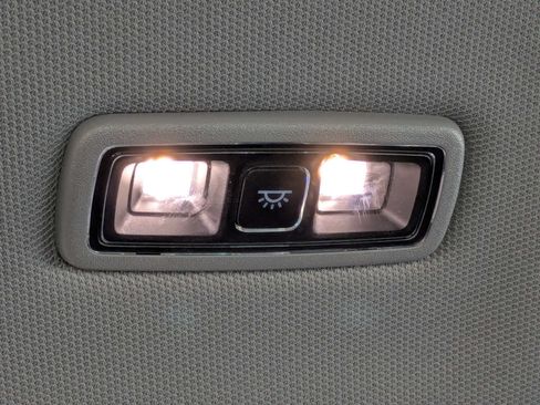 Used 2023 Ford F150 XLT AWD/4WD image 24