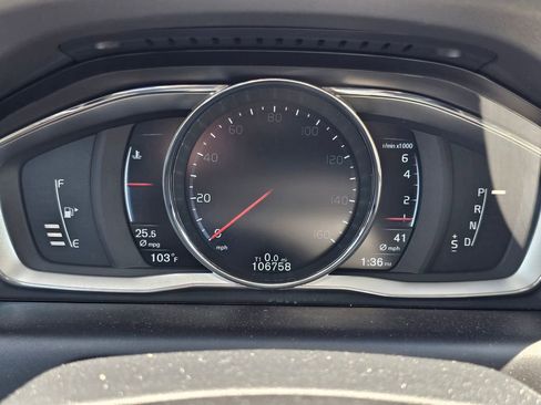 Used 2016 Volvo XC60 T5 Premier w/ Proximity Package AWD/4WD image 18