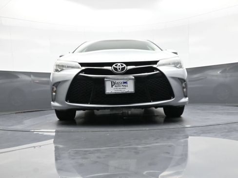 Certified 2017 Toyota Camry SE FWD image 25